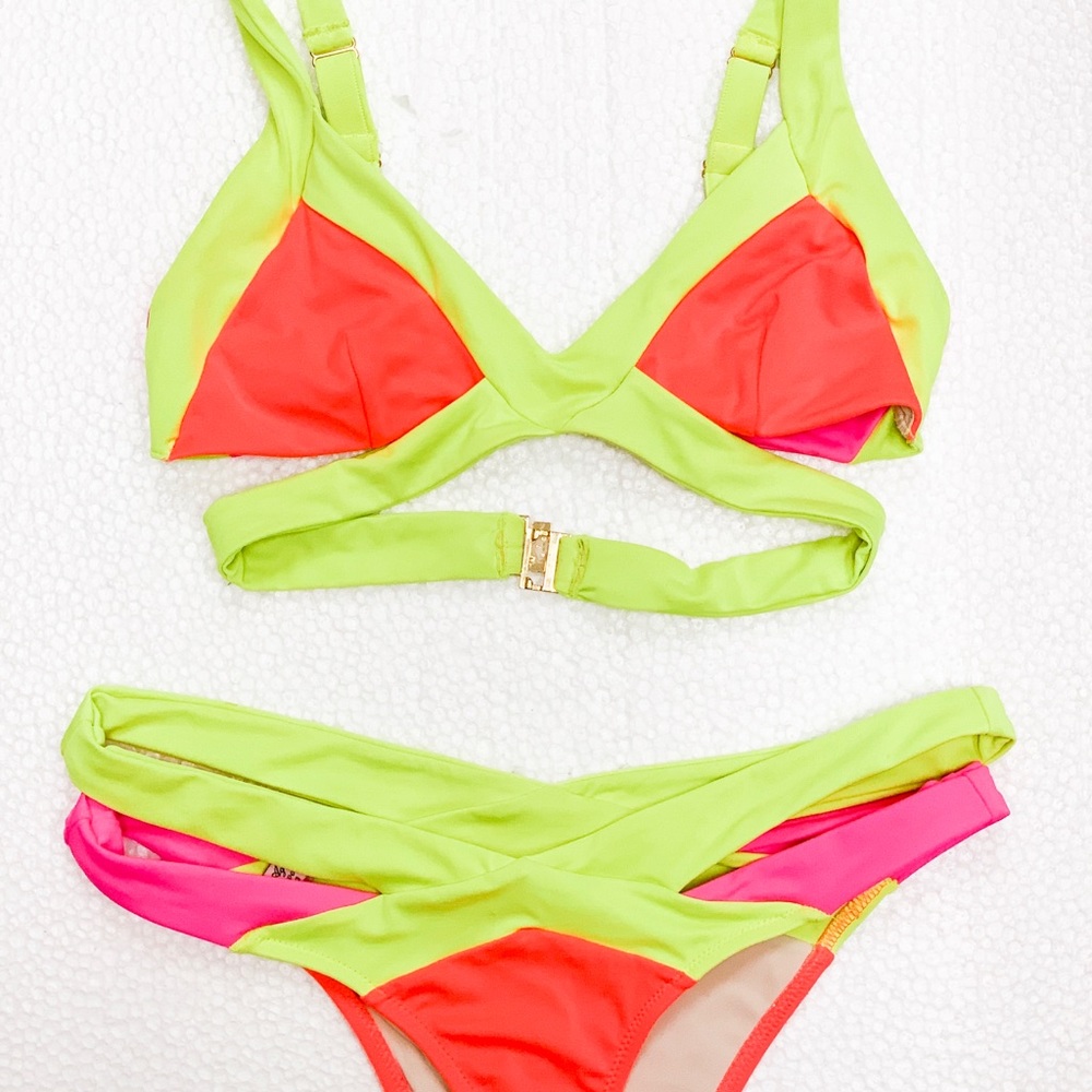 Agent Pro Bikini